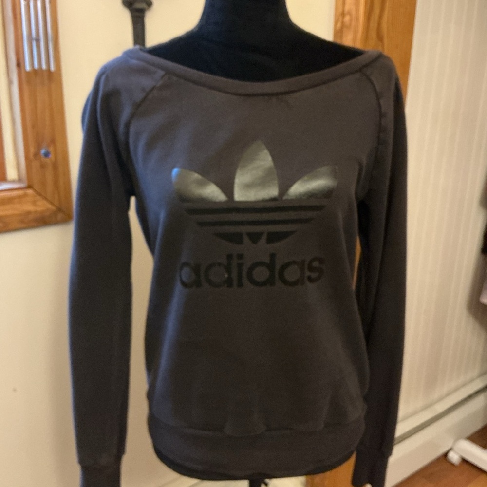 adidas Dark Gray Crewneck Sweatshirt with Glossy Trefoil